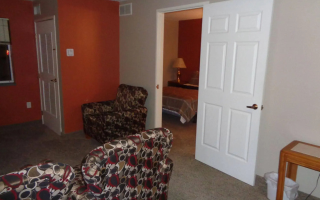 photo 3 of Riverview Suites