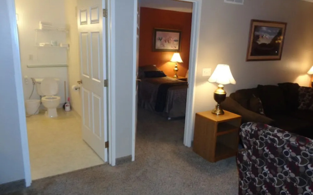 photo 5 of Riverview Suites Apartments on First Street