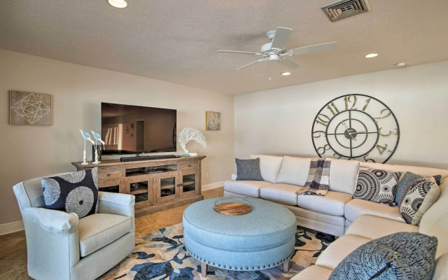 photo 3 of Riviera Beach Home w/ Pool - Walk to Beaches!