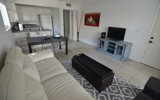 photo 2 of Riviera Luxury Living Coconut Grove
