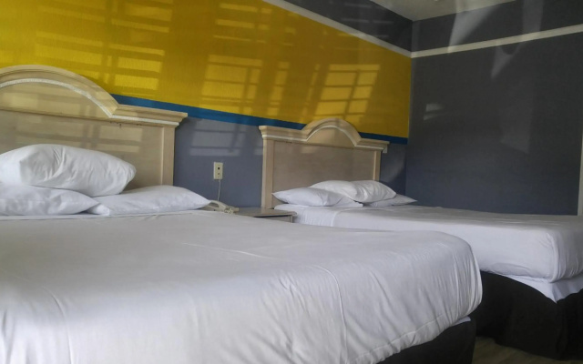 photo 5 of Riviera Motel