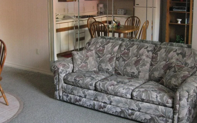 photo 5 of Roark Creek Resort