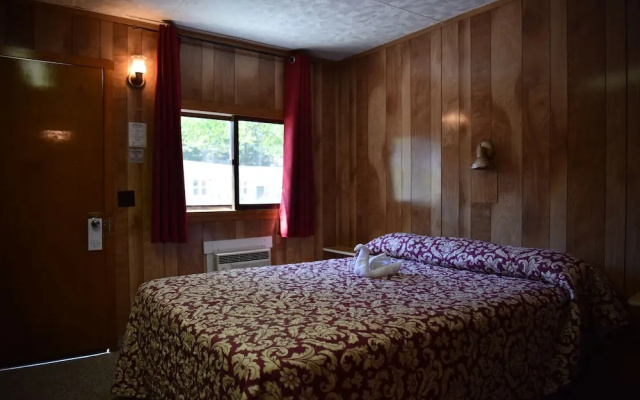 photo 3 of Robbins Motel