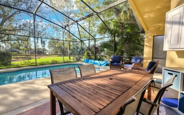 photo 2 of Robert's Classy Southern Dunes Holiday Home 4 Bedroom Villa by Redawning