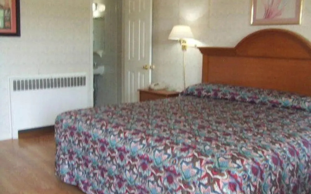 photo 3 of Robin Hood Motel