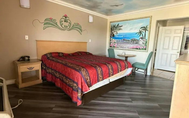 photo 4 of Robinhood Motel Anaheim West