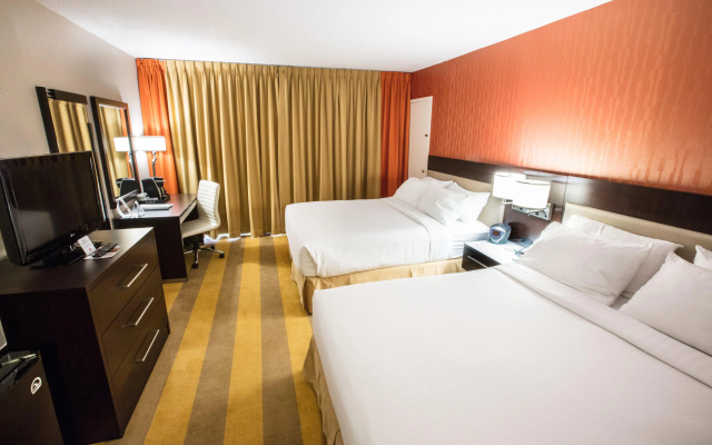 photo 4 of Wyndham Rochester Downtown