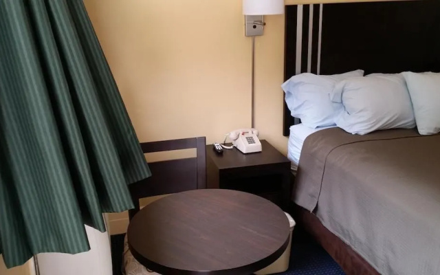 photo 3 of Rock Haven Terrace Motel