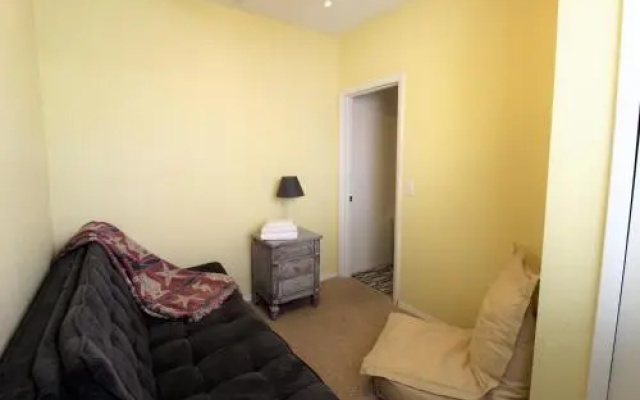 photo 2 of Rock Lobster 1 One-bedroom Apartment