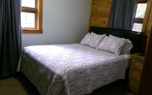 photo 2 of Rockfish Valley Inn