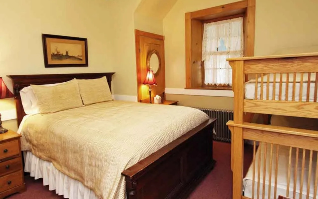 photo 4 of Rocky Acre Farm Bed and Breakfast