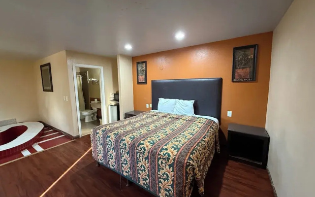 photo 4 of Rocky Inn Motel