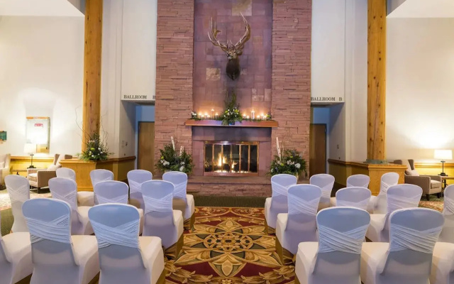photo 2 of Holiday Inn Estes Park by IHG