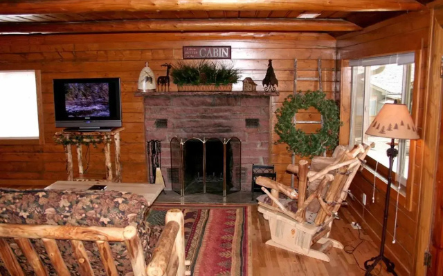 photo 3 of Rocky Mountain Retreat 2 by Rocky Mountain Resorts