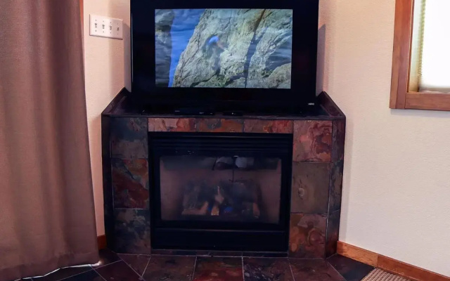 photo 4 of Rocky Mountain Retreat 2 by Rocky Mountain Resorts