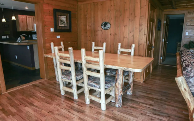 photo 2 of Rocky Mountain Retreat 2 by Rocky Mountain Resorts