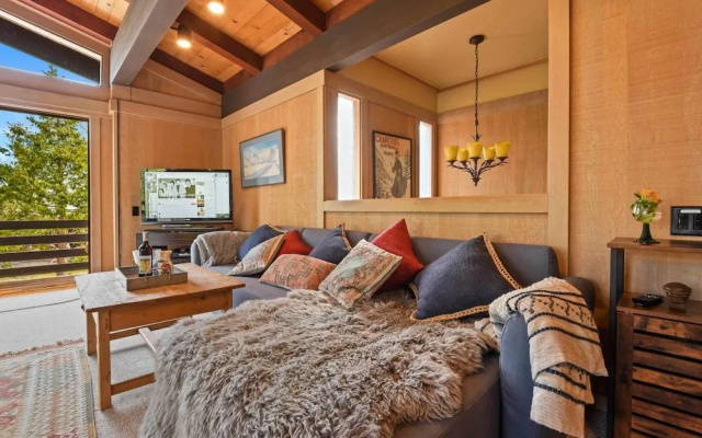 photo 5 of Rocky Ridge Retreat