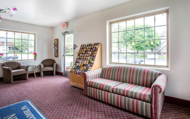 photo 4 of Rodeway Inn