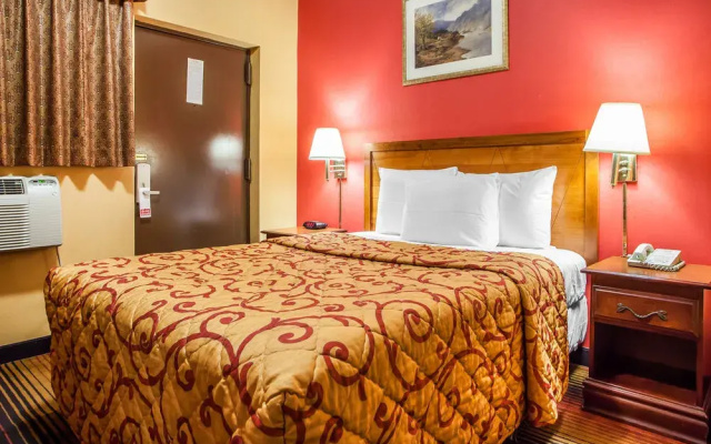 photo 5 of Rodeway Inn