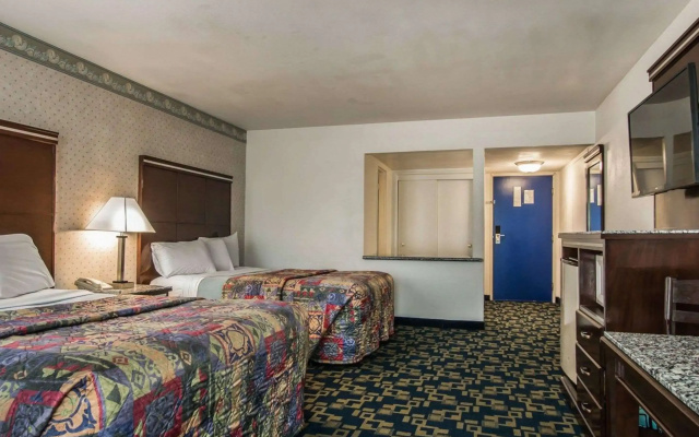 photo 3 of Rodeway Inn