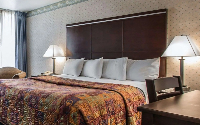 photo 4 of Rodeway Inn