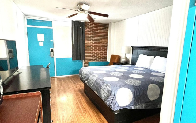 photo 3 of Rodeway Inn Nashville Donelson