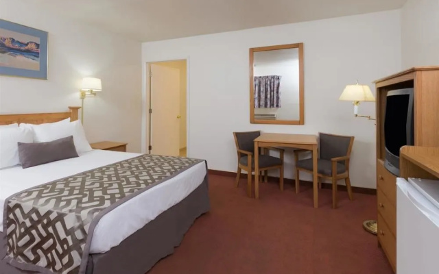 photo 4 of Rodeway Inn
