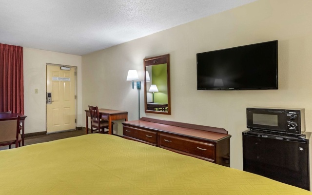 photo 5 of Rodeway Inn