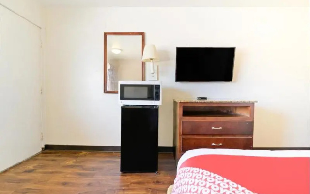 photo 2 of Rodeway Inn