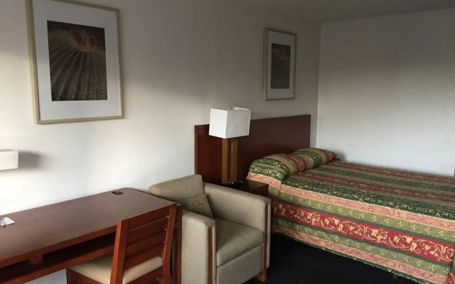 photo 5 of Rodeway Inn