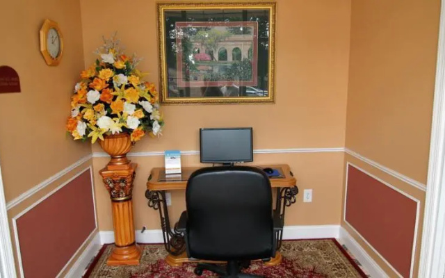 photo 4 of Rodeway Inn