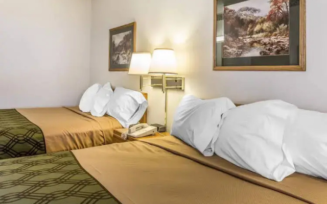 photo 5 of Rodeway Inn