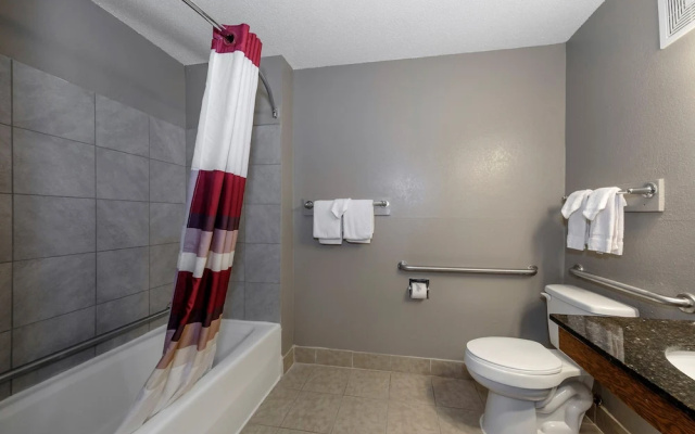 photo 3 of Rodeway Inn