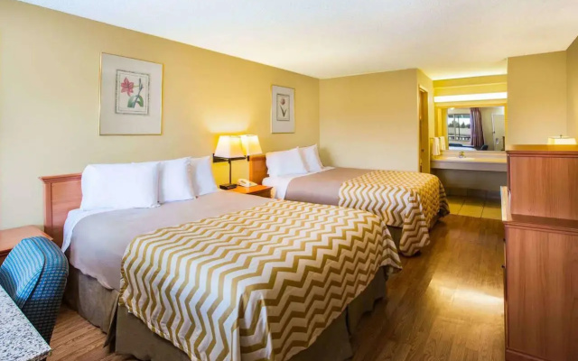 photo 4 of Rodeway Inn