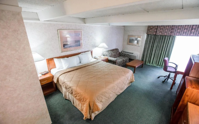 photo 2 of Rodeway Inn