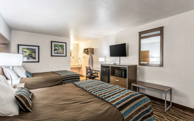 photo 4 of Rodeway Inn