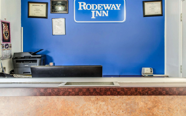 photo 3 of Rodeway Inn Allentown South
