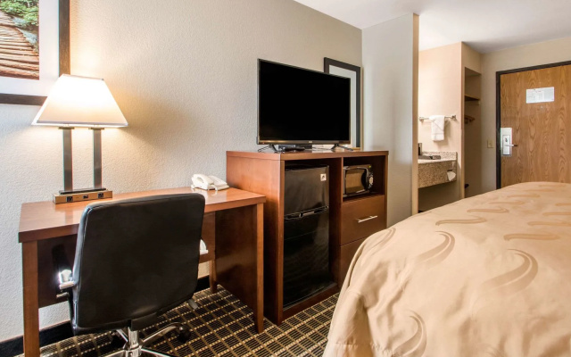 photo 2 of Quality Inn Madison West Near University Area