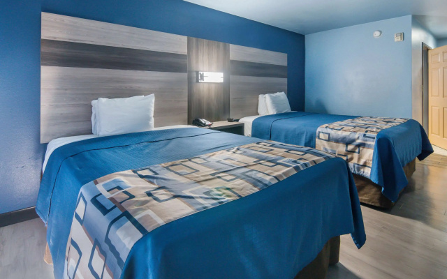 photo 3 of Rodeway Inn Carrollton I-35E