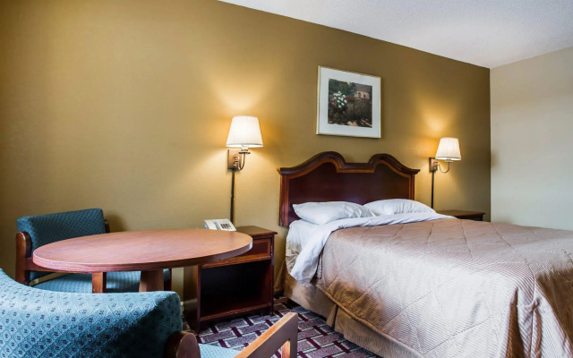 photo 3 of Rodeway Inn
