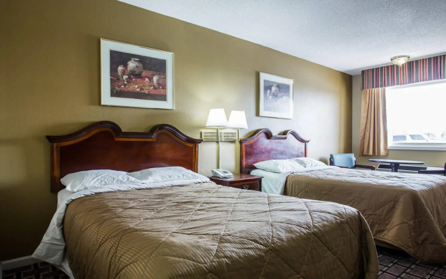 photo 4 of Rodeway Inn