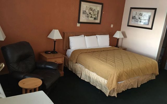 photo 3 of Red Roof Inn Des Moines