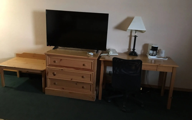 photo 5 of Red Roof Inn Des Moines