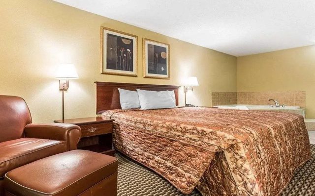 photo 5 of Country Hearth Inn & Suites