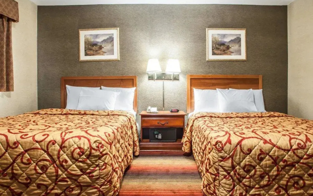 photo 3 of Rodeway Inn Jersey City NJ