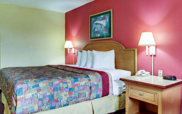 photo 5 of Rodeway Inn