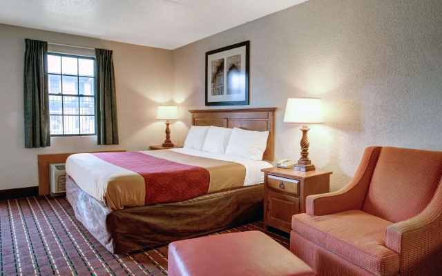 photo 4 of Rodeway Inn New Braunfels - San Antonio Area