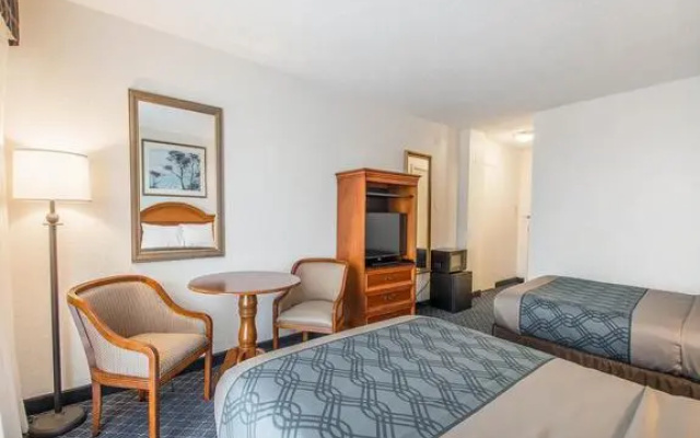 photo 4 of North Miami Beach Gardens Inn And Suites