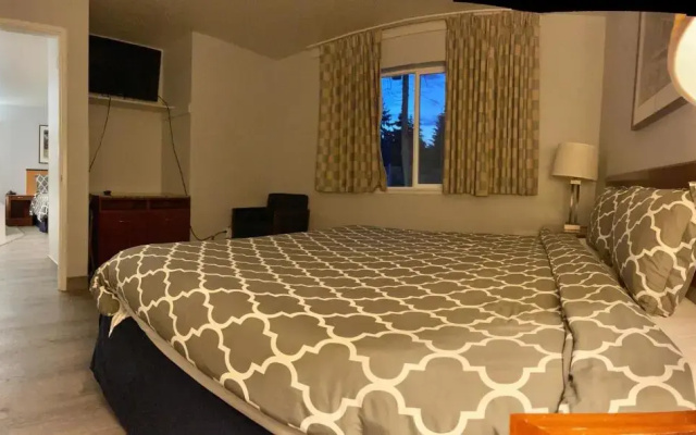 photo 5 of Americas Inn and Suite