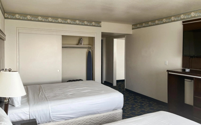 photo 5 of Motel 6 Oceanside, CA Marina / Camp Pendleton